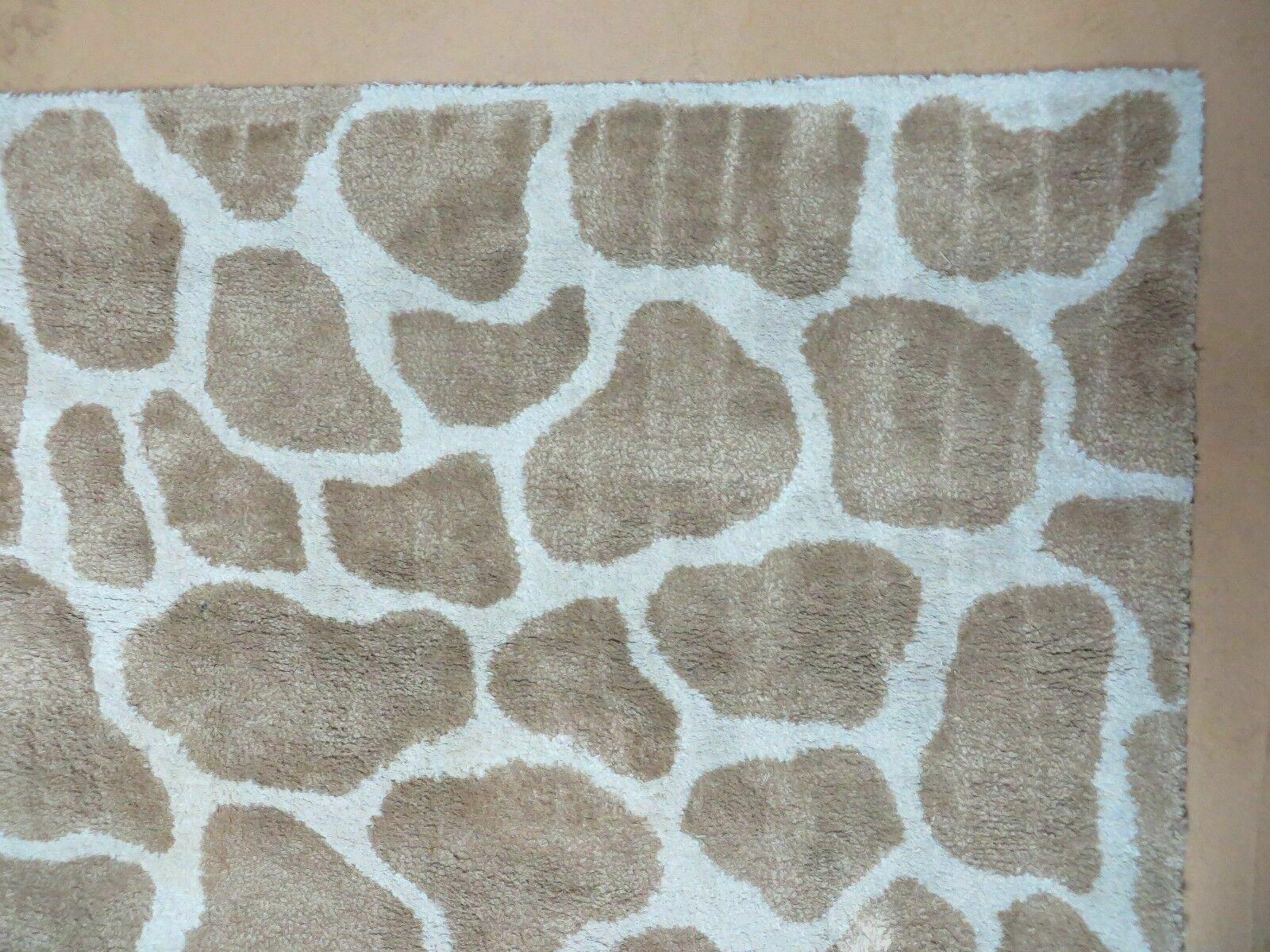 6x9 Safavieh Rug - Image 7