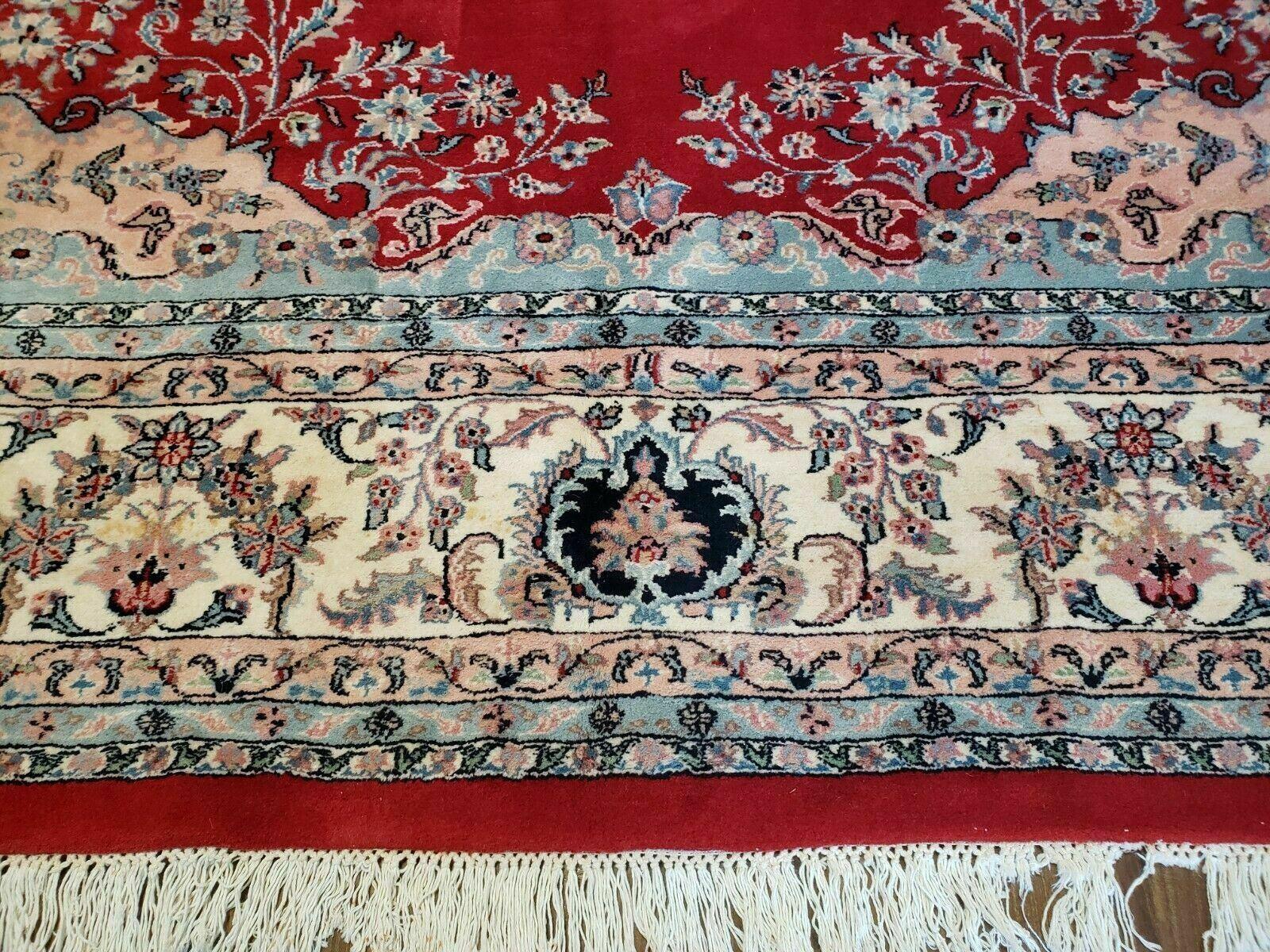 9' X 12' Vintage Handmade India Medallion Wool Rug Vegetable Dyes Nice Red - Image 5