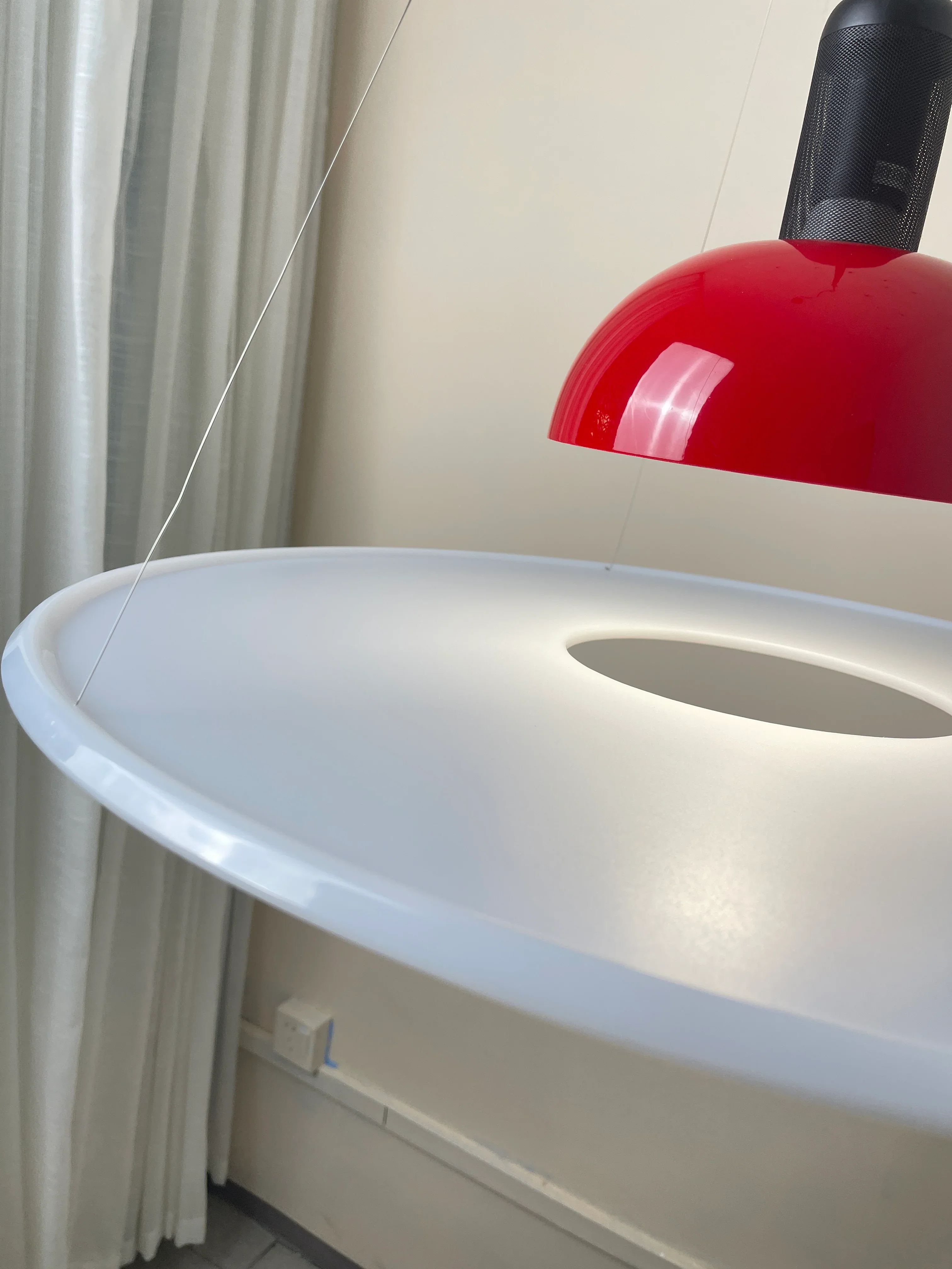 Acrylic Frisbi Pendant Light - Image 11