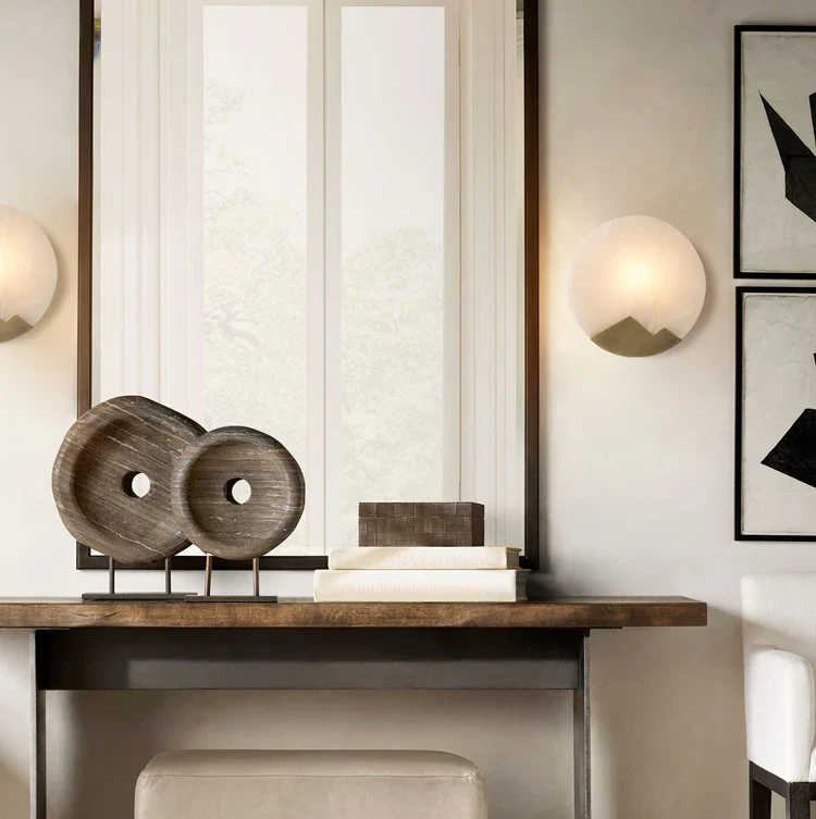 Alabaster Brass Wall Light - Image 17