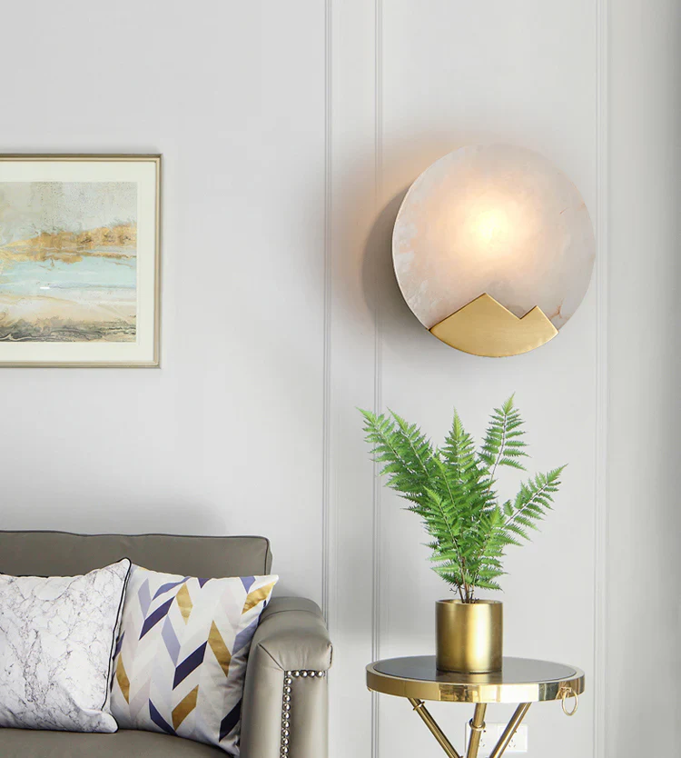 Alabaster Brass Wall Light - Image 4