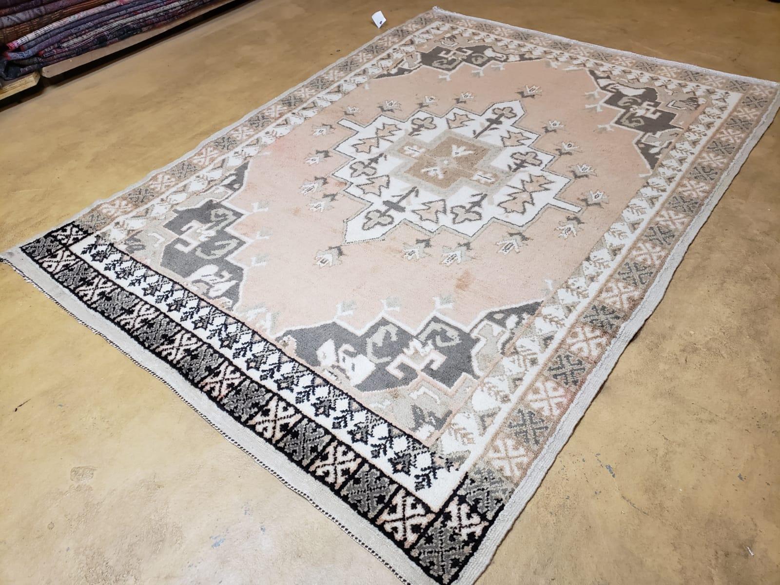 Antique Moroccan Rug 5x7 Tribal Carpet, Hand-Knotted Soft Wool Pile, 5 x 7 Area Rug, Berber Rug, Geometric Open Field Medallion, Pink Ivory - Image 2