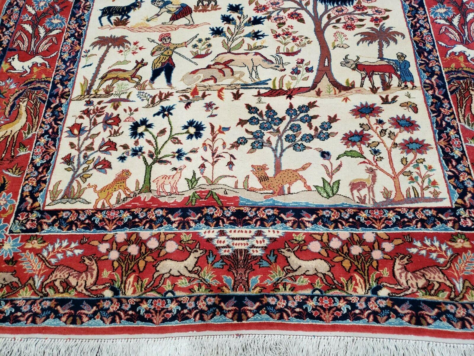 Antique Persian Isfahan Rug 5x7, Animal and Human Pictorials, Hand Knotted Fine Oriental Wool Carpet, Cream and Red, High KPSI, Vintage Rug 5 x 7 ft - Image 5