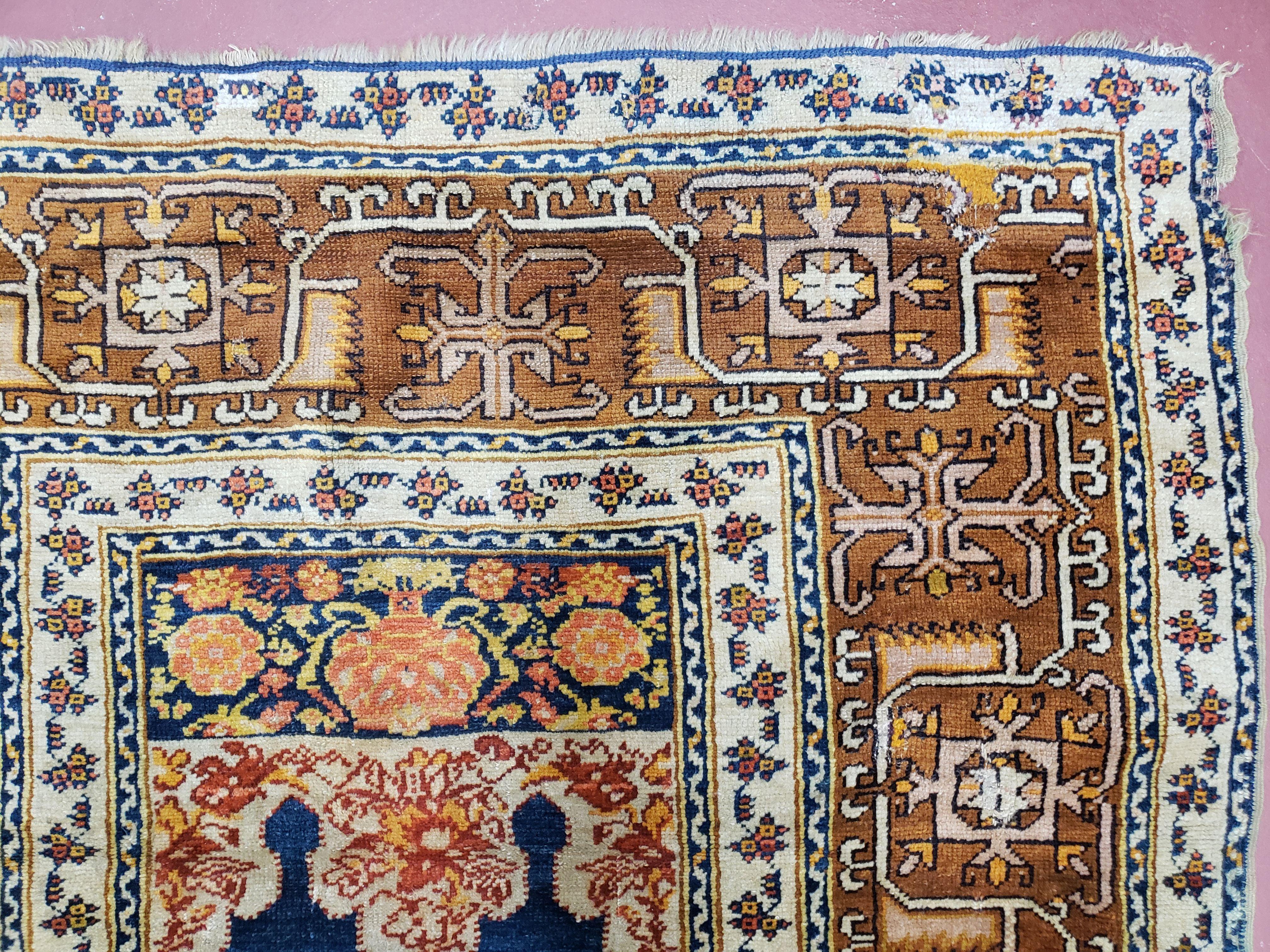 Antique Turkish Anatolian Ghiordes Prayer Rug, Twin Mihrabs, Rare Collectible Oriental Rug, Early 20th Century Prayer Rug, 3'9" x 5'2" - Image 6