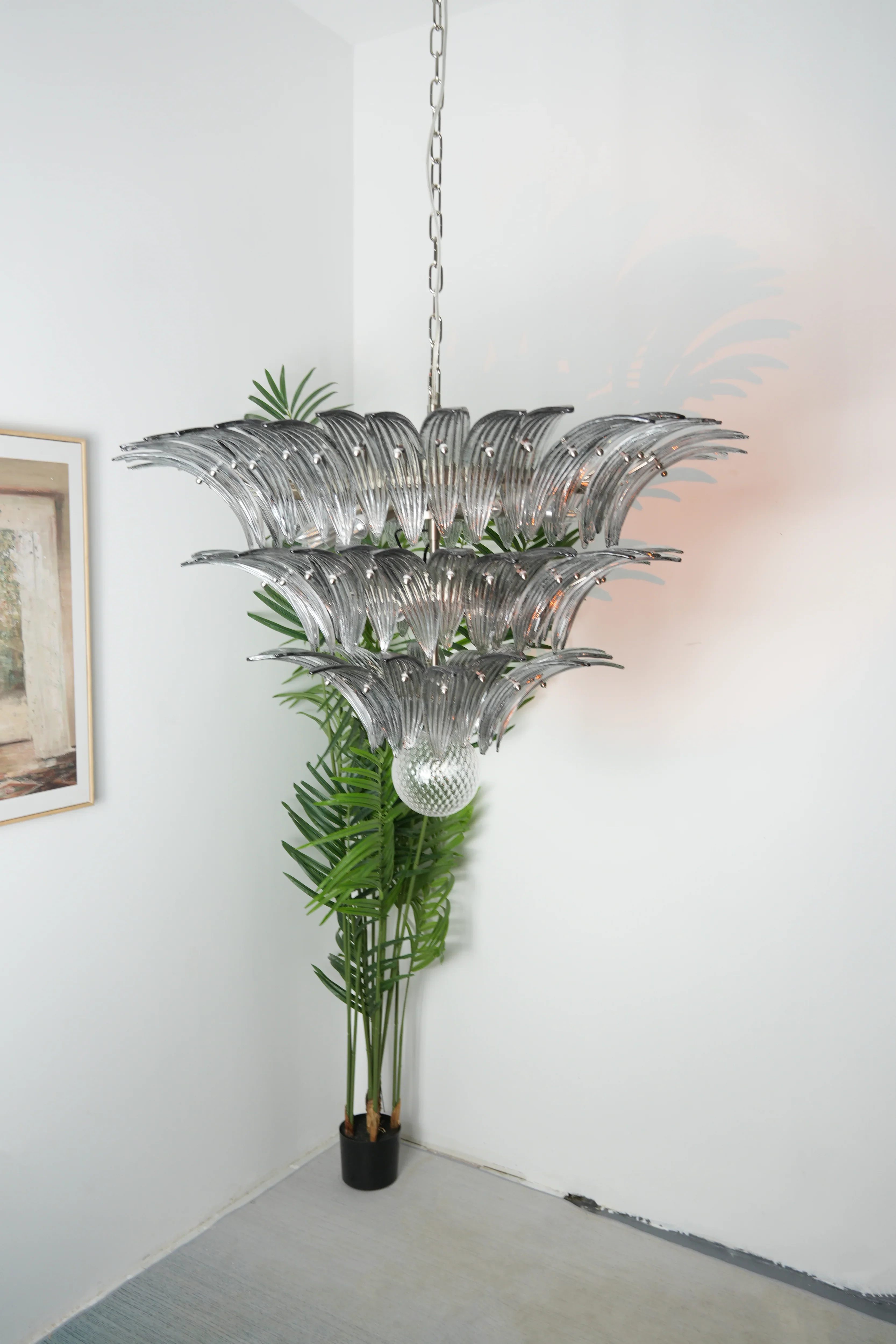 Beautifully Murano Palmette Smoked Chandelier - Image 18