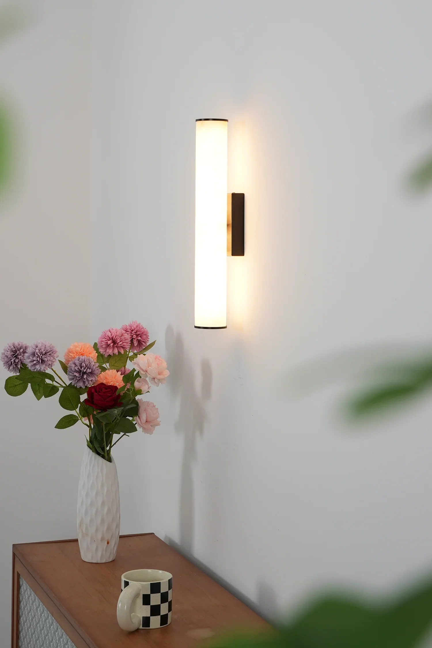 Cylindrical Callisto Alabaster Wall Lamp - Image 15