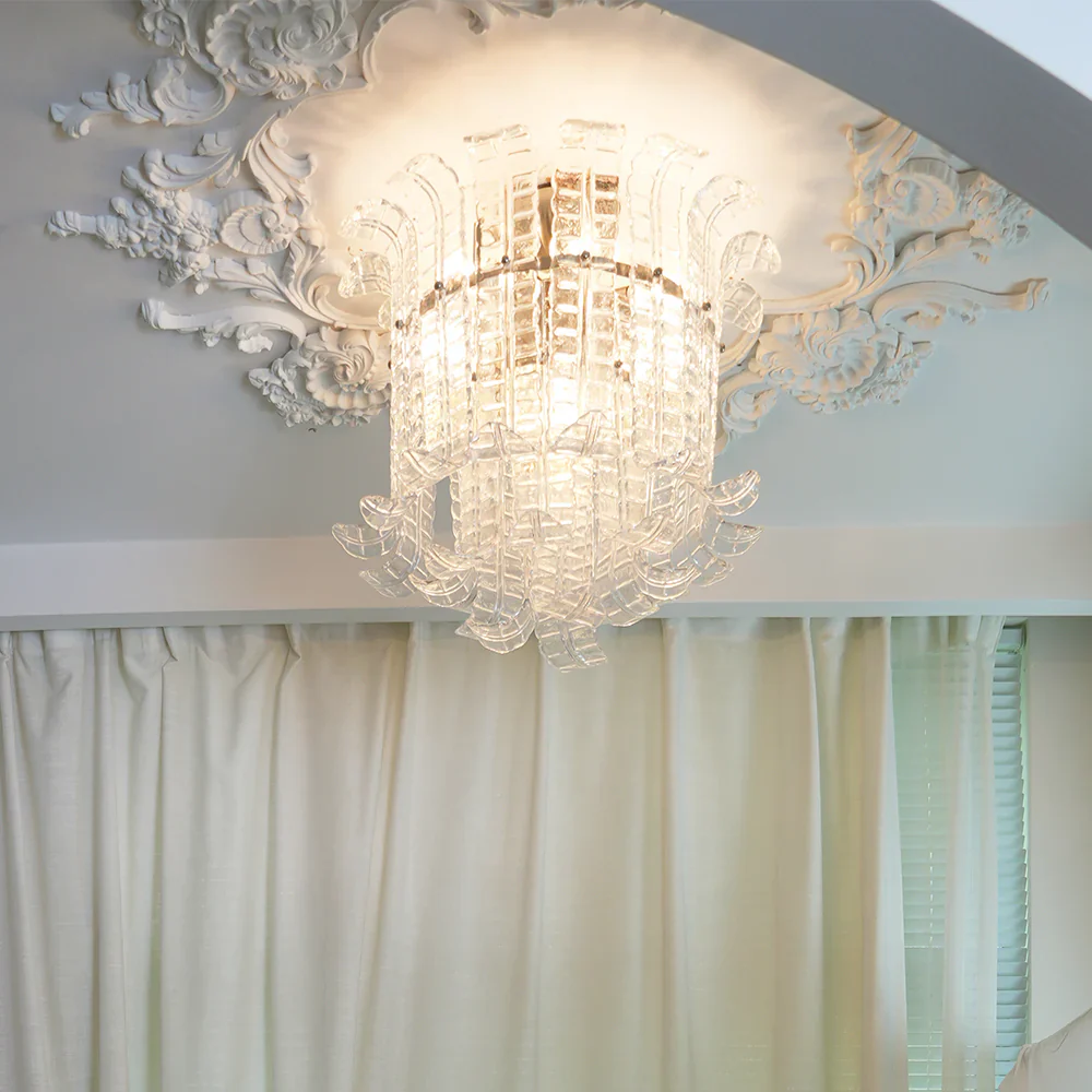 Elegant Murano Leaf Shaped Ceiling Lamp - Image 6