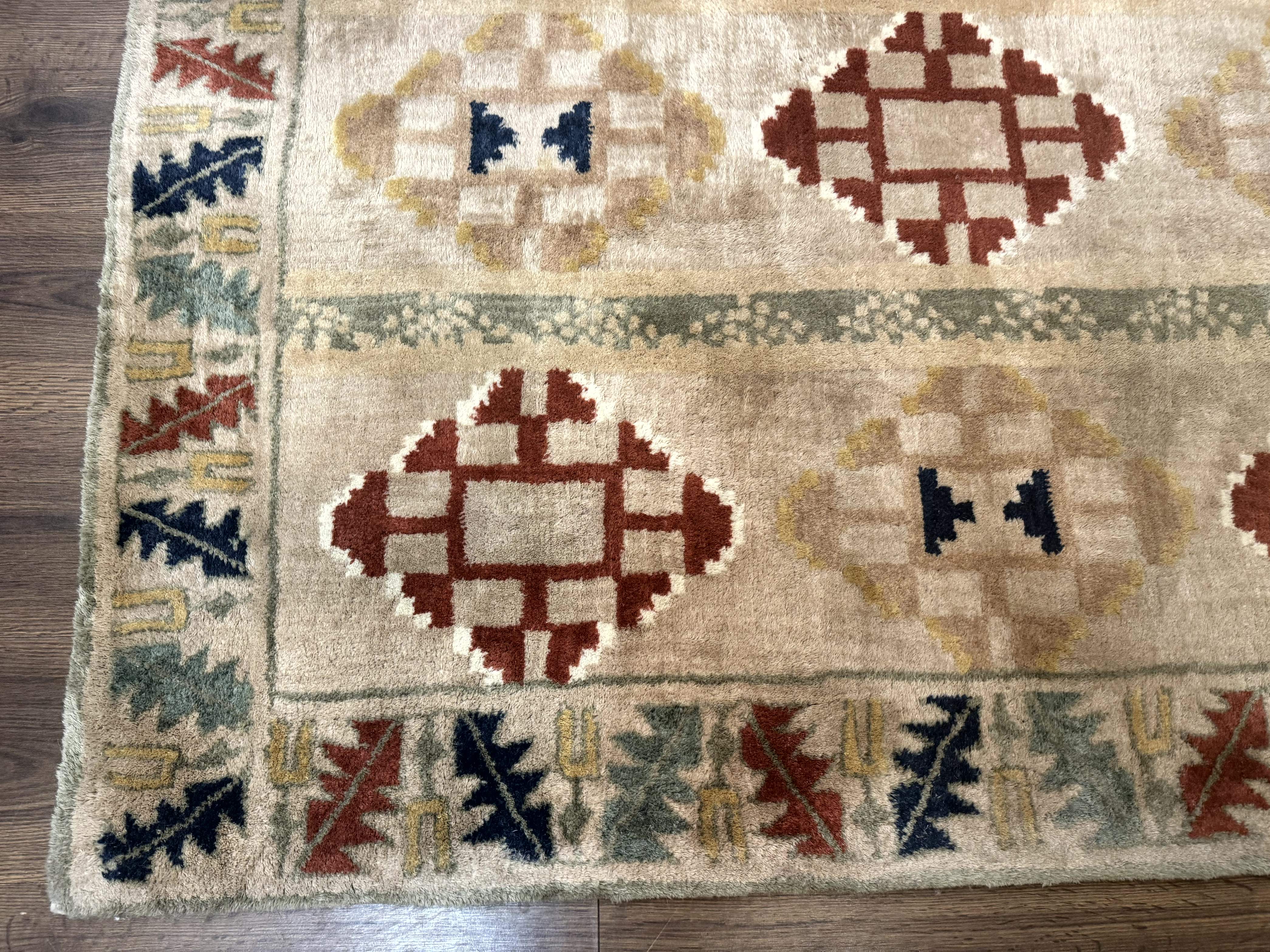Geometric Design Area Rug 5x8, Beige and Rust Red - Image 8