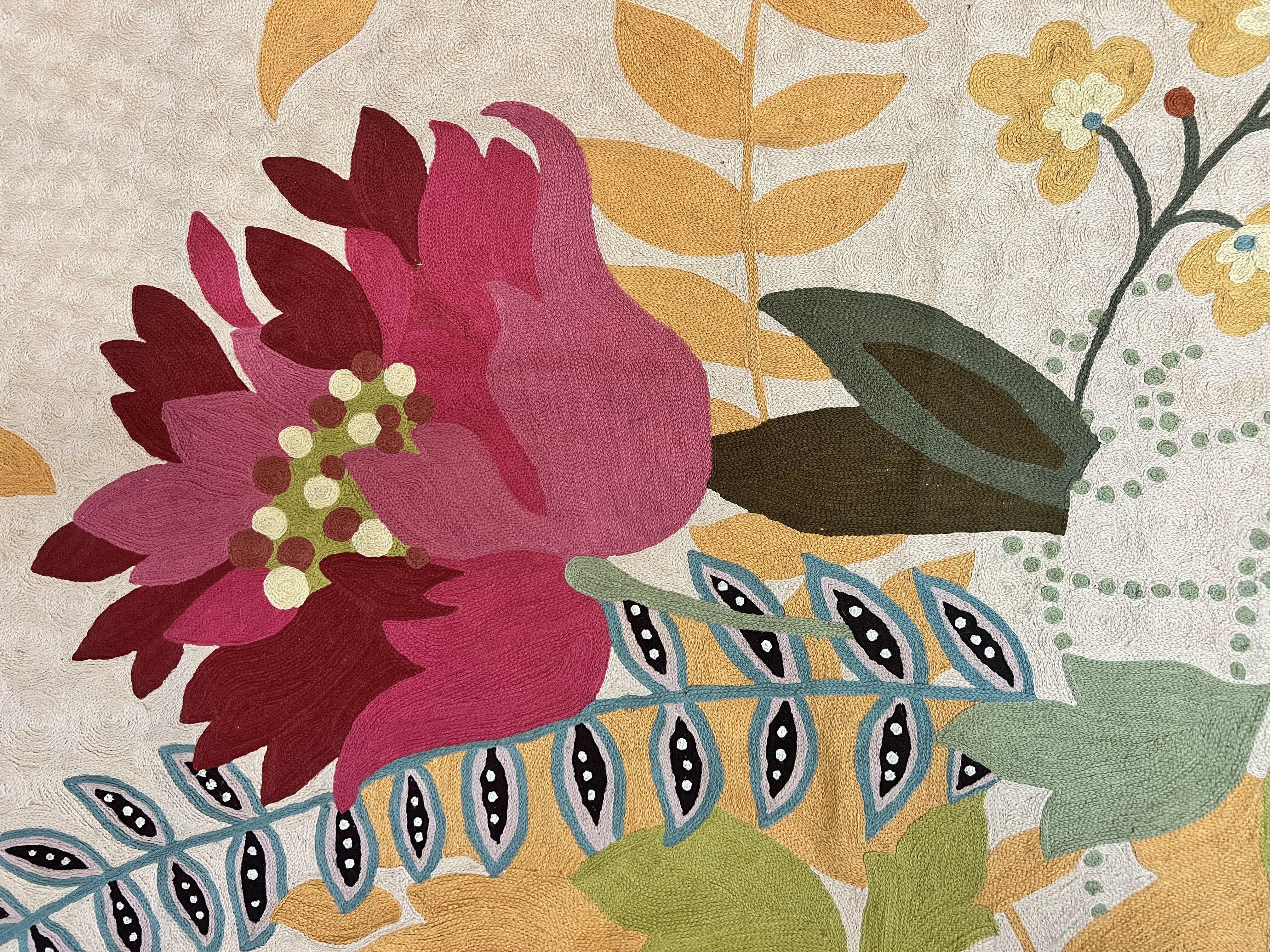 Indian Hand Stitched Rug 4x6, Floral, Silk, Large Floral Design - Image 11