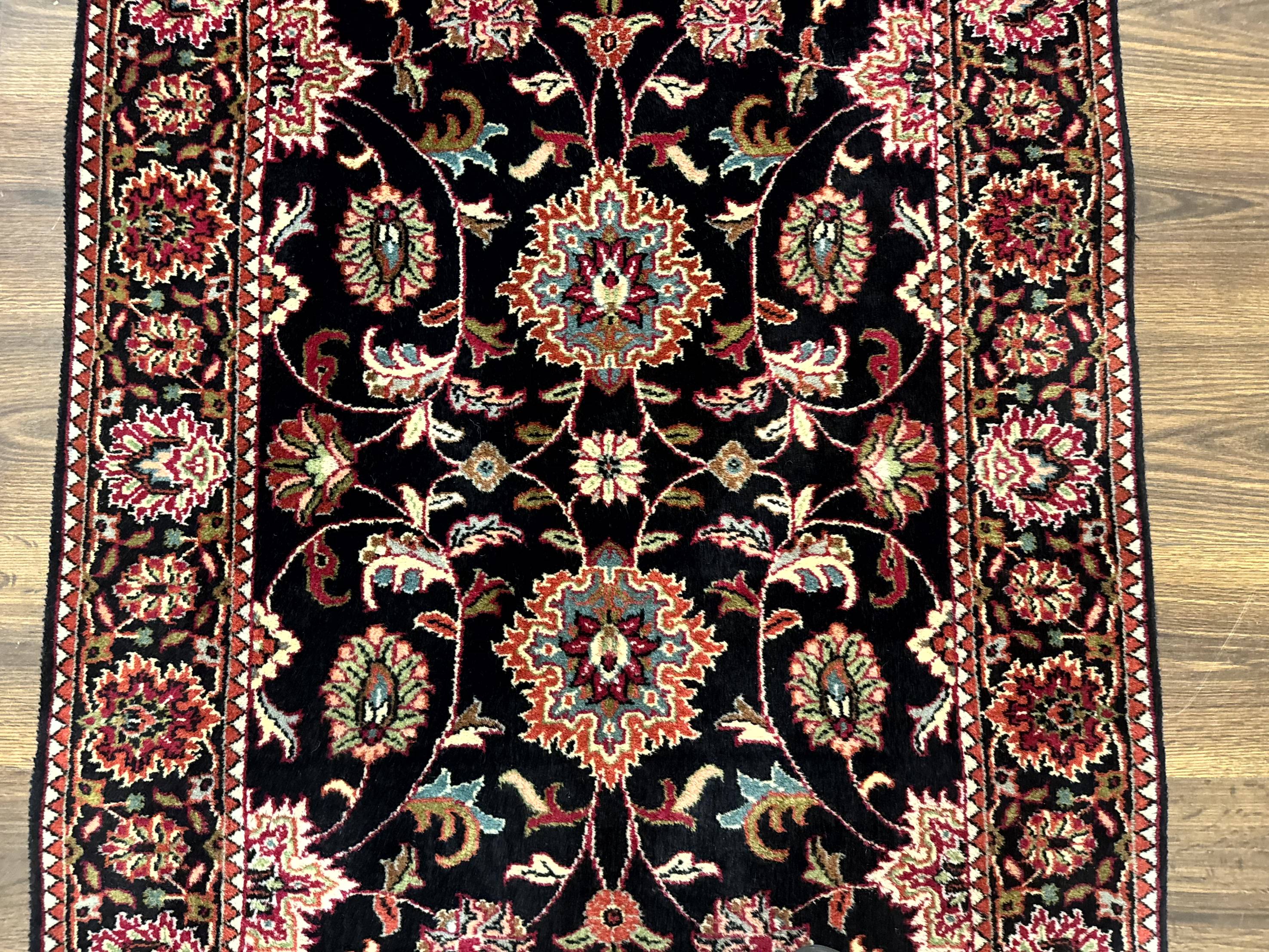 Indo Persian Sarouk Rug 3x5, Black Traditional Oriental Carpet - Image 4