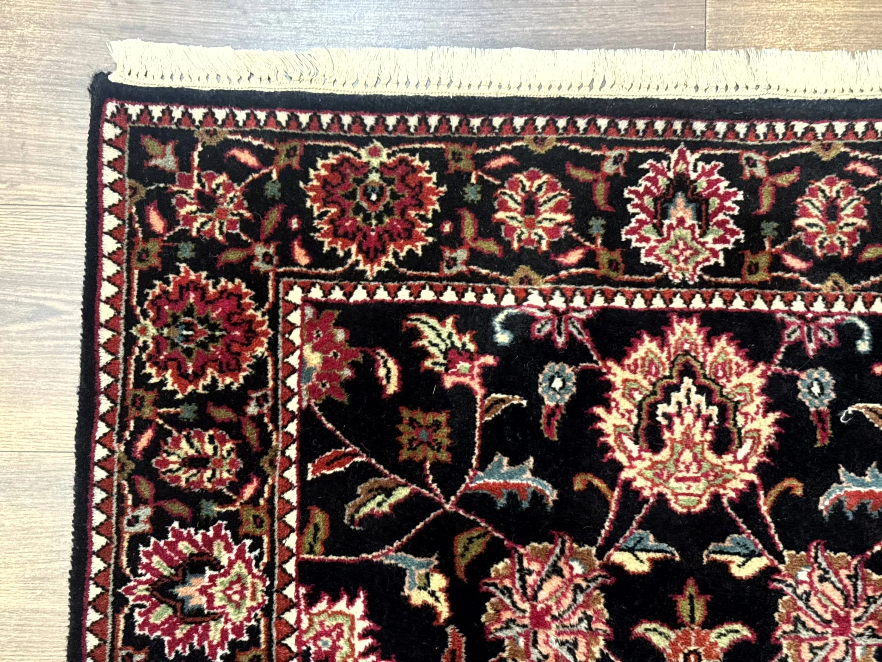 Indo Persian Sarouk Rug 3x5, Black Traditional Oriental Carpet - Image 6