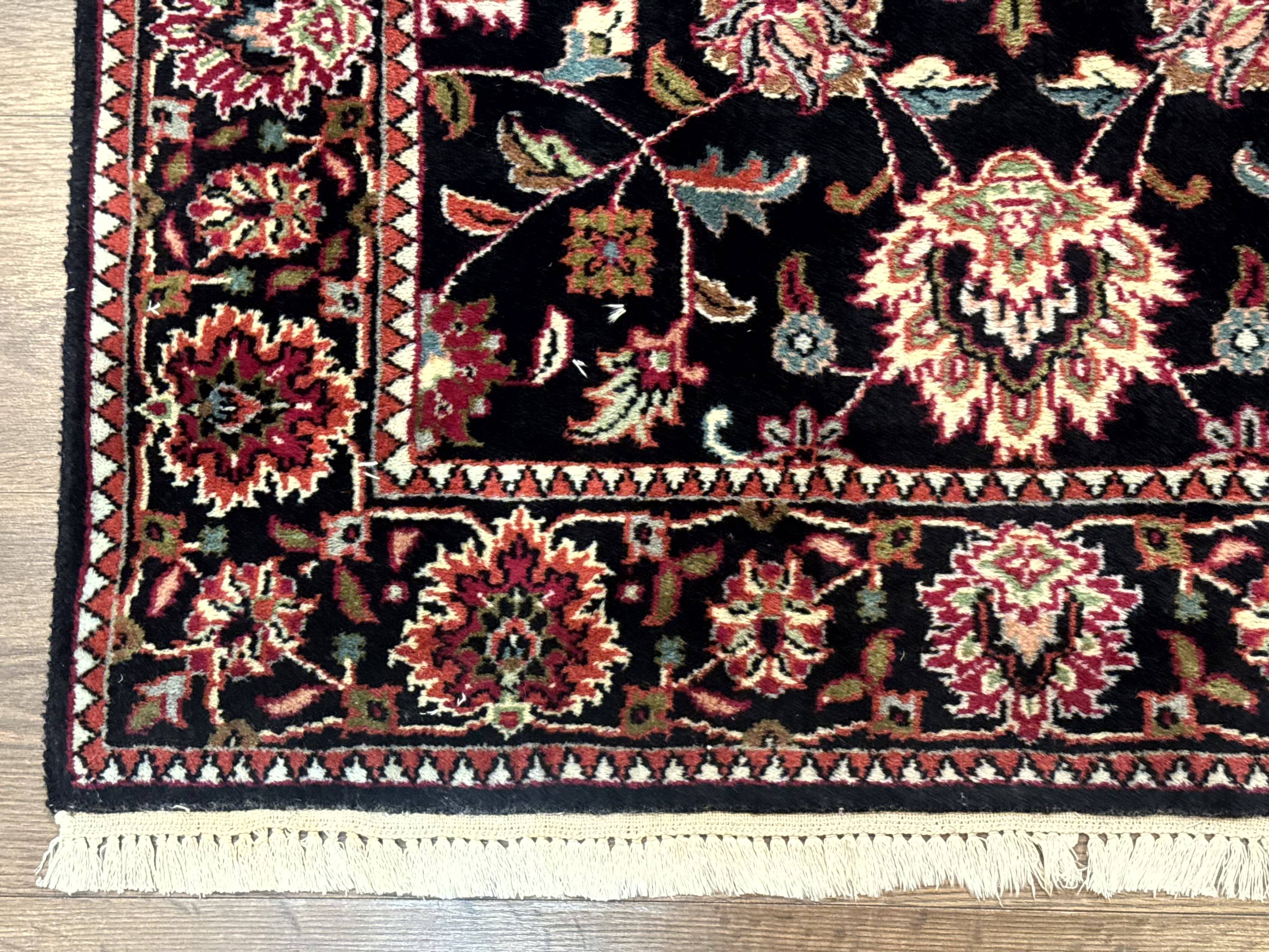 Indo Persian Sarouk Rug 3x5, Black Traditional Oriental Carpet - Image 8
