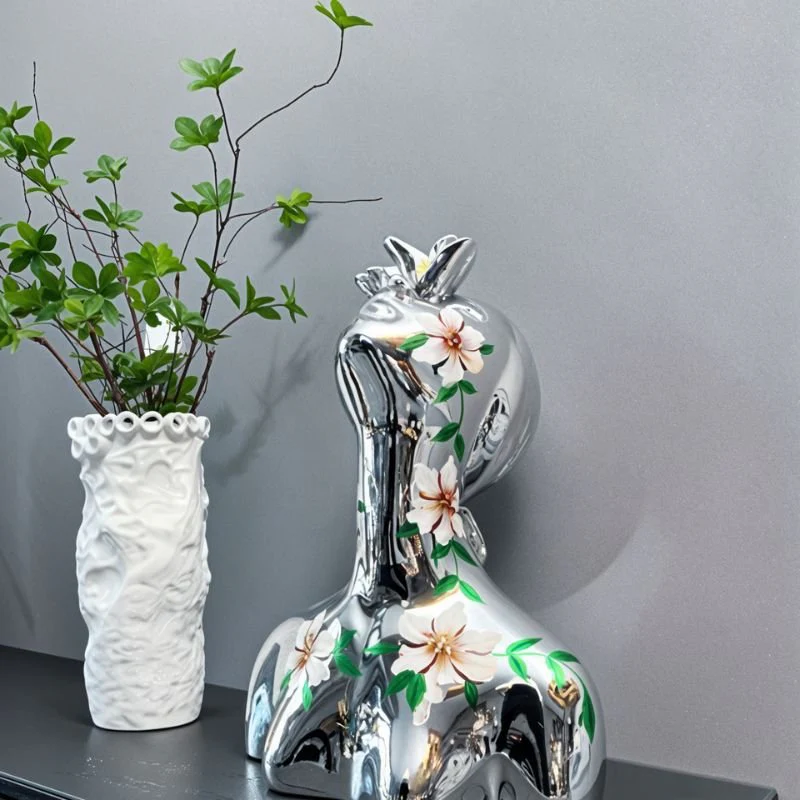 Khloris Figurine - Image 5