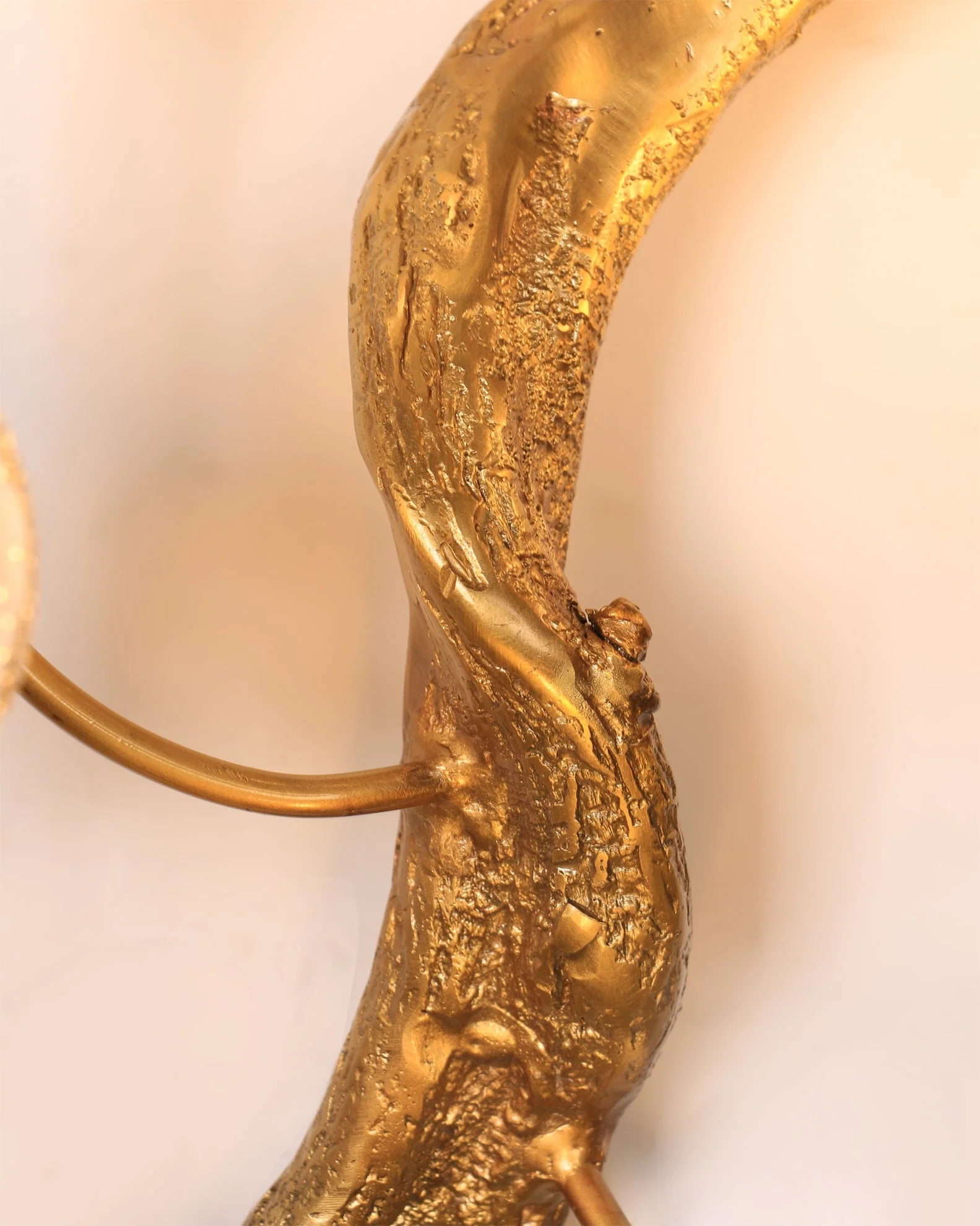Lotus Brass Wall Lamp - Image 6