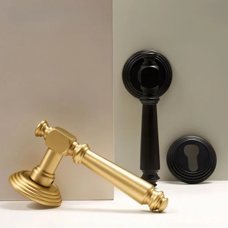 Louter Handle and Lock - Image 3