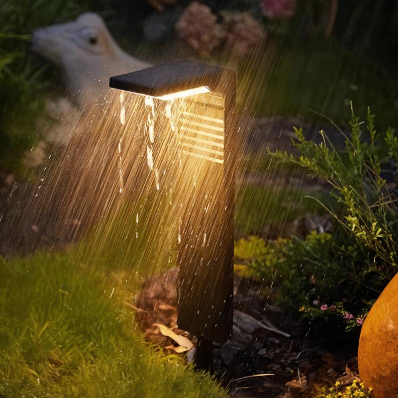 Lyv Outdoor Garden Lamp - Image 5