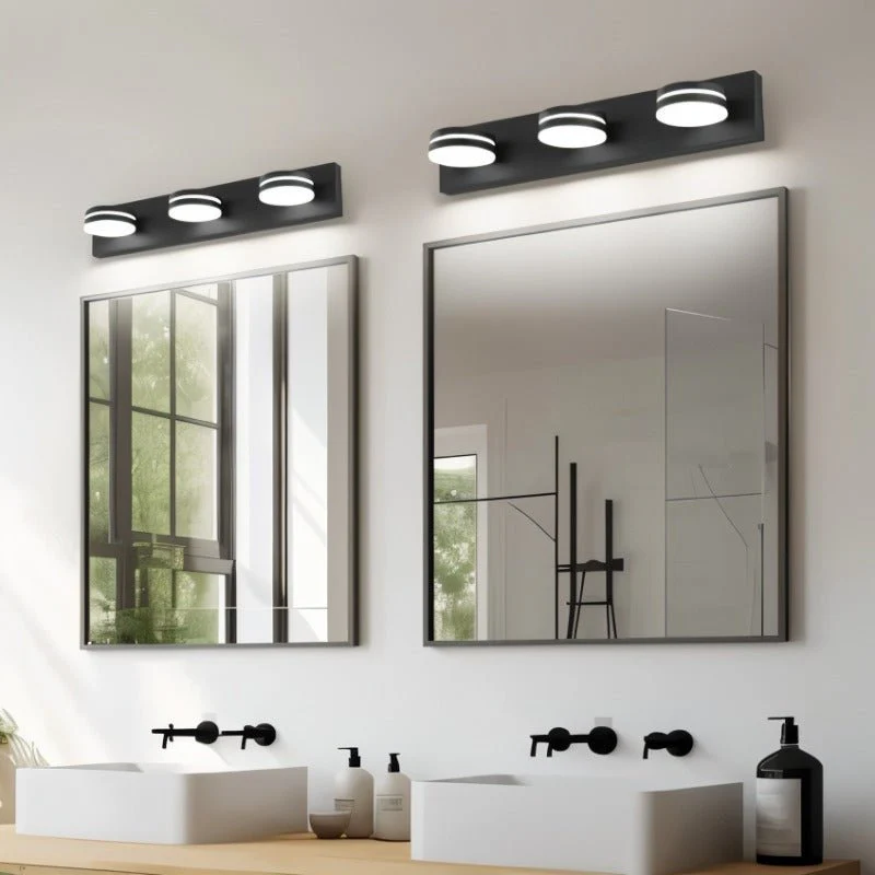 Martil Wall Lamp - Image 4