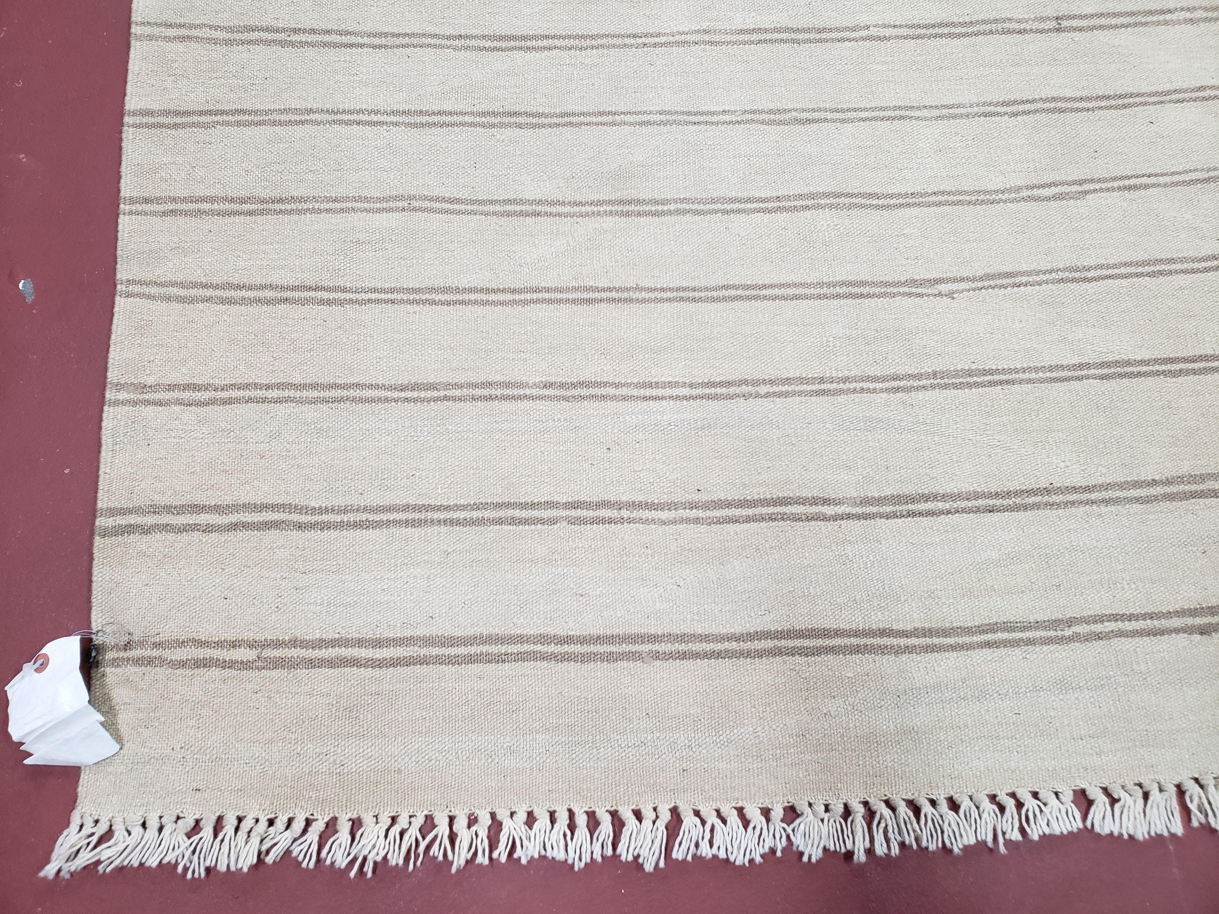 New Striped Turkish Kilim Area Rug 4x6 ft, Hand-Knotted, Wool, Light Gray, Earth Tone Decor, Flatweave Kilim, Two Toned Rug, Southwestern - Image 8