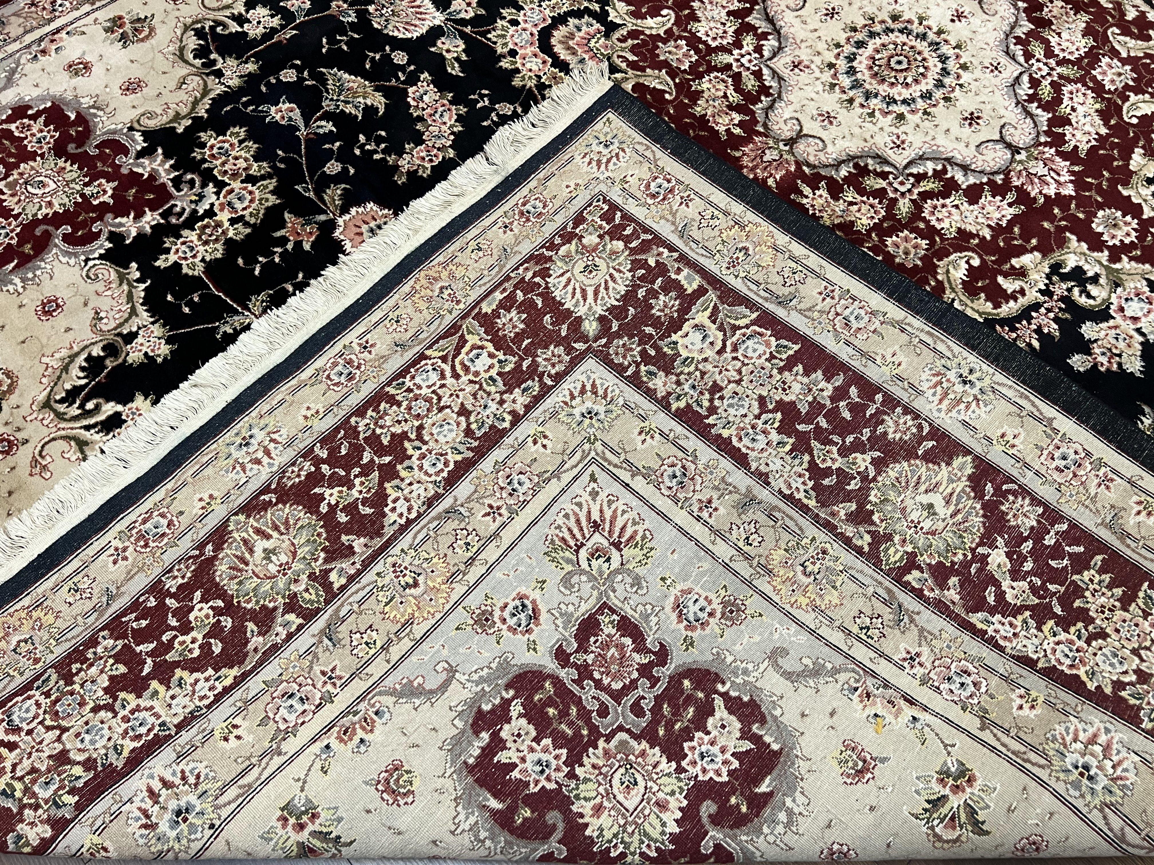 Pak Persian Rug 8.8 x 10.6, Floral Medallion, Wool and Silk Hand Knotted Fine Oriental Carpet, Elegant Rug, Black Gray Burgundy, Room Sized - Image 10