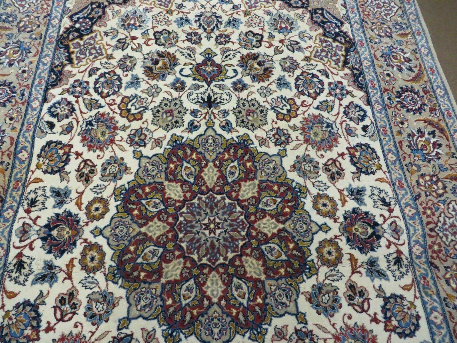 Persian Isfahan Rug 3x6, Fine 650 KPSI, Hand Knotted, Ivory - Image 3
