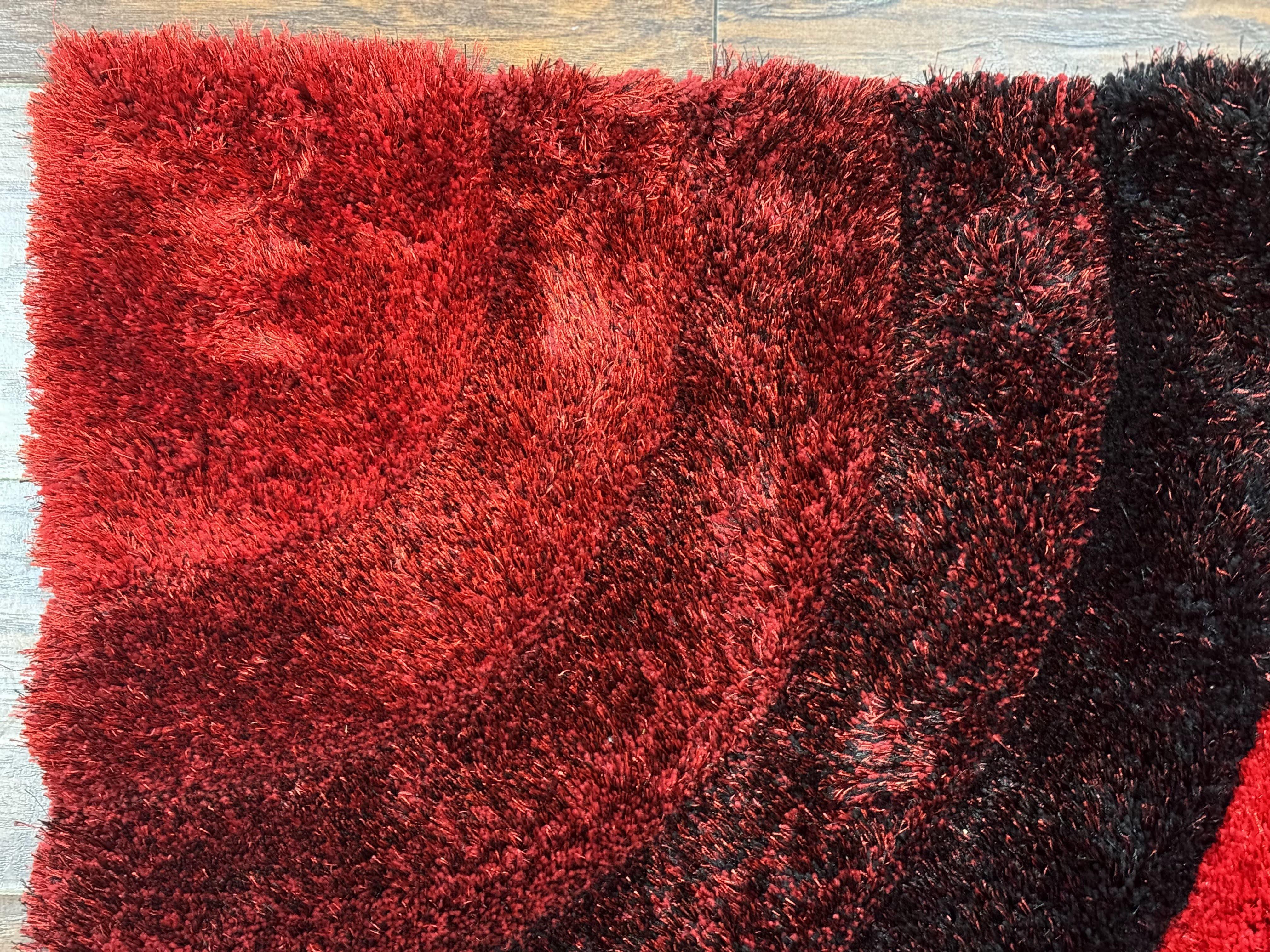 Red and Black Shag Rug 5x7, Pair A - Image 6