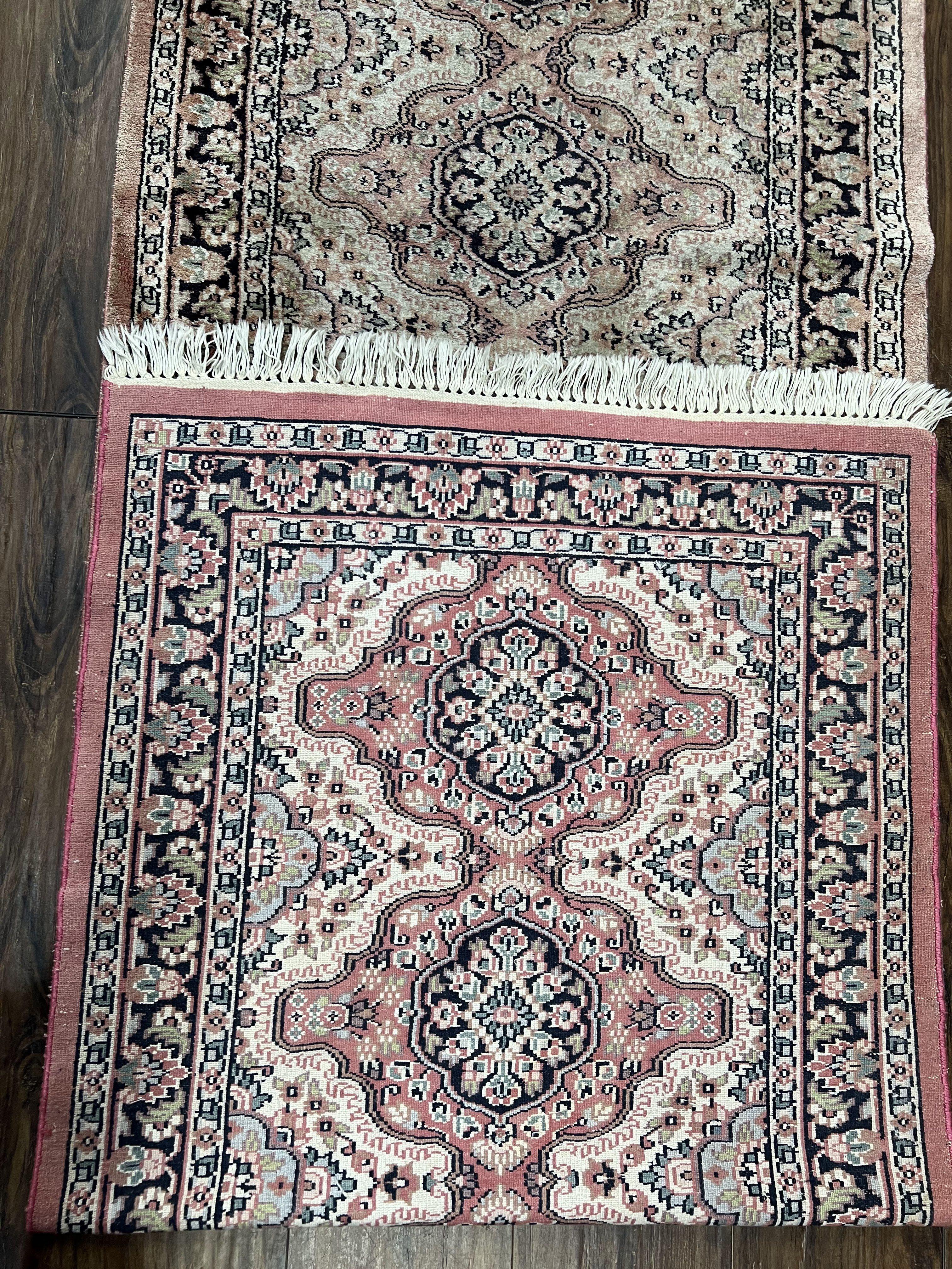 Silk Kashmiri Runner 2.7 x 10 ft Vintage Rug, Ivory Pastel Pink, Hand-Knotted Vintage Runner, Hallway Carpet, Indian Rug Medallion Runner - Image 10