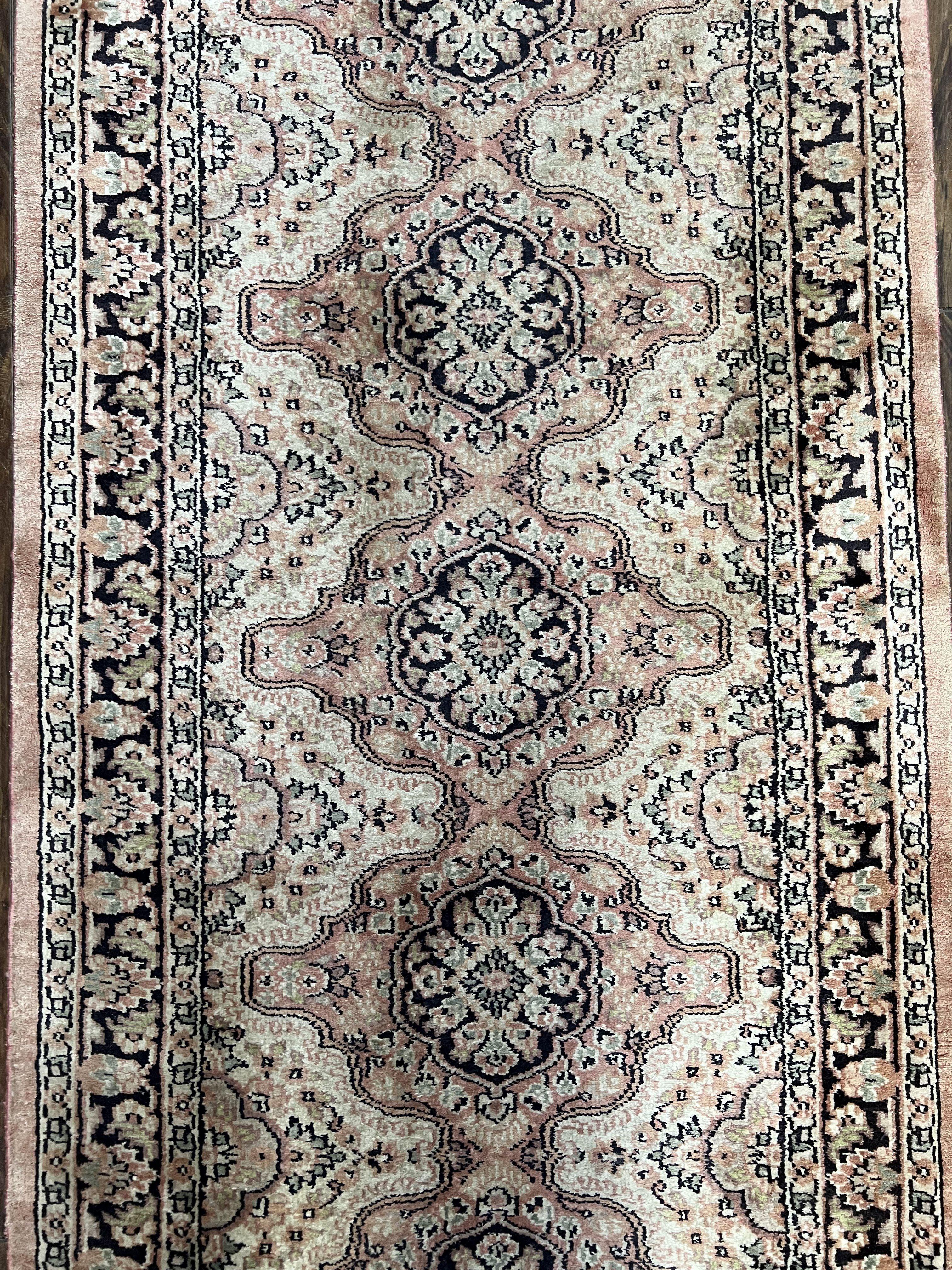 Silk Kashmiri Runner 2.7 x 10 ft Vintage Rug, Ivory Pastel Pink, Hand-Knotted Vintage Runner, Hallway Carpet, Indian Rug Medallion Runner - Image 4