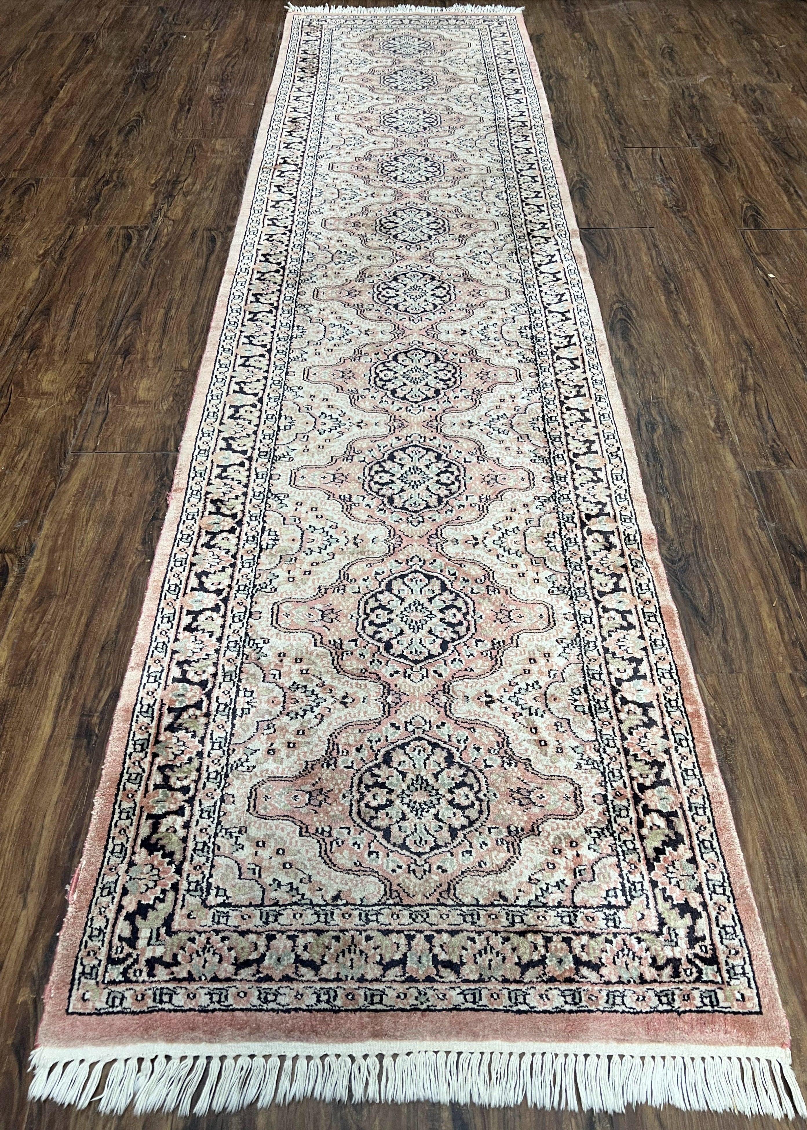 Silk Kashmiri Runner 2.7 x 10 ft Vintage Rug, Ivory Pastel Pink, Hand-Knotted Vintage Runner, Hallway Carpet, Indian Rug Medallion Runner - Image 8