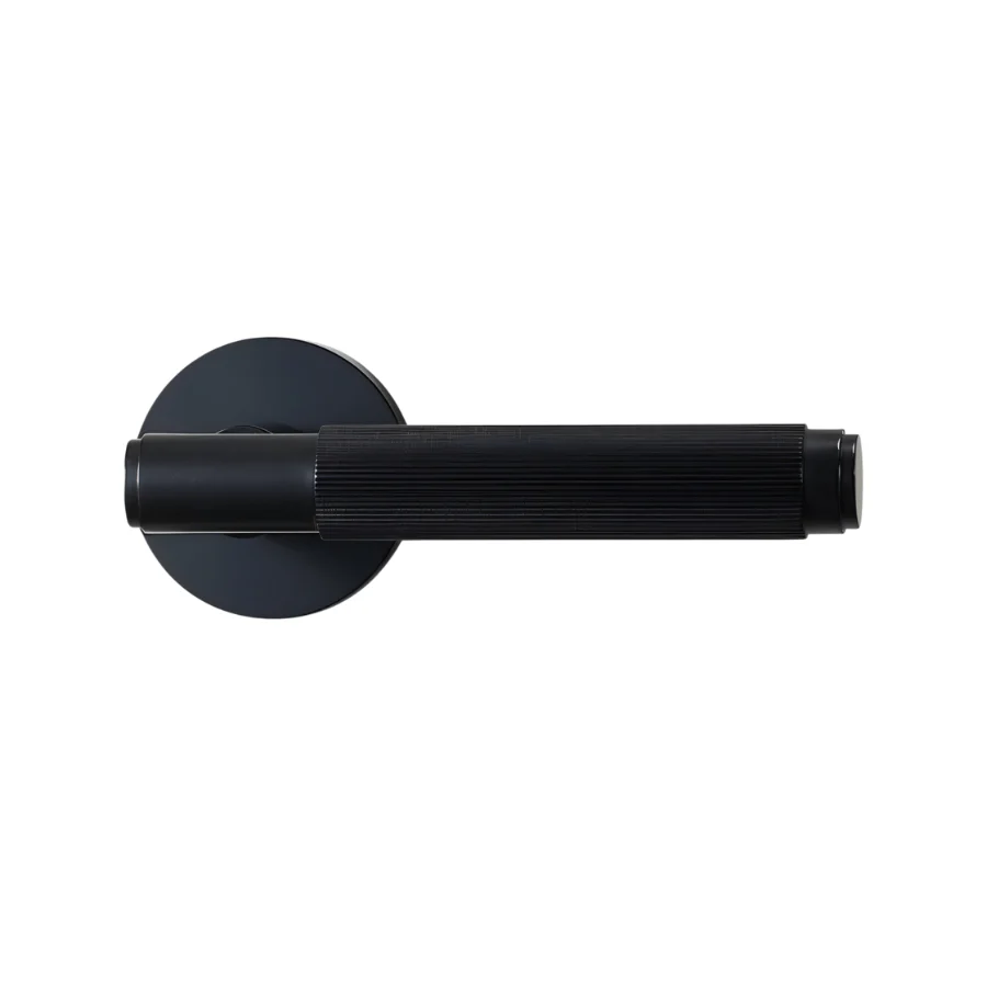 Stron Handle and Lock - Image 12