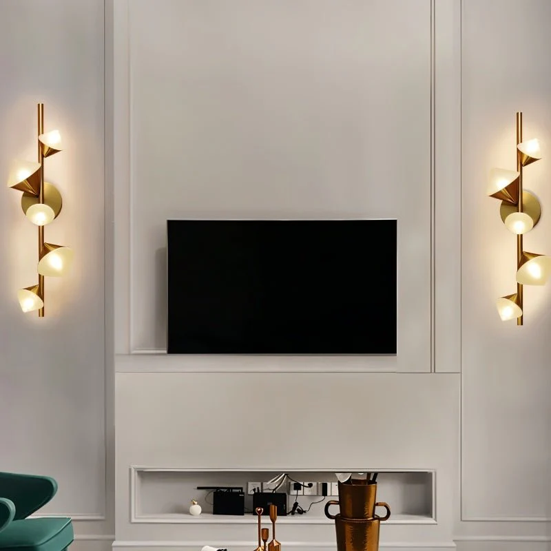 Teryna Wall Lamp - Image 4