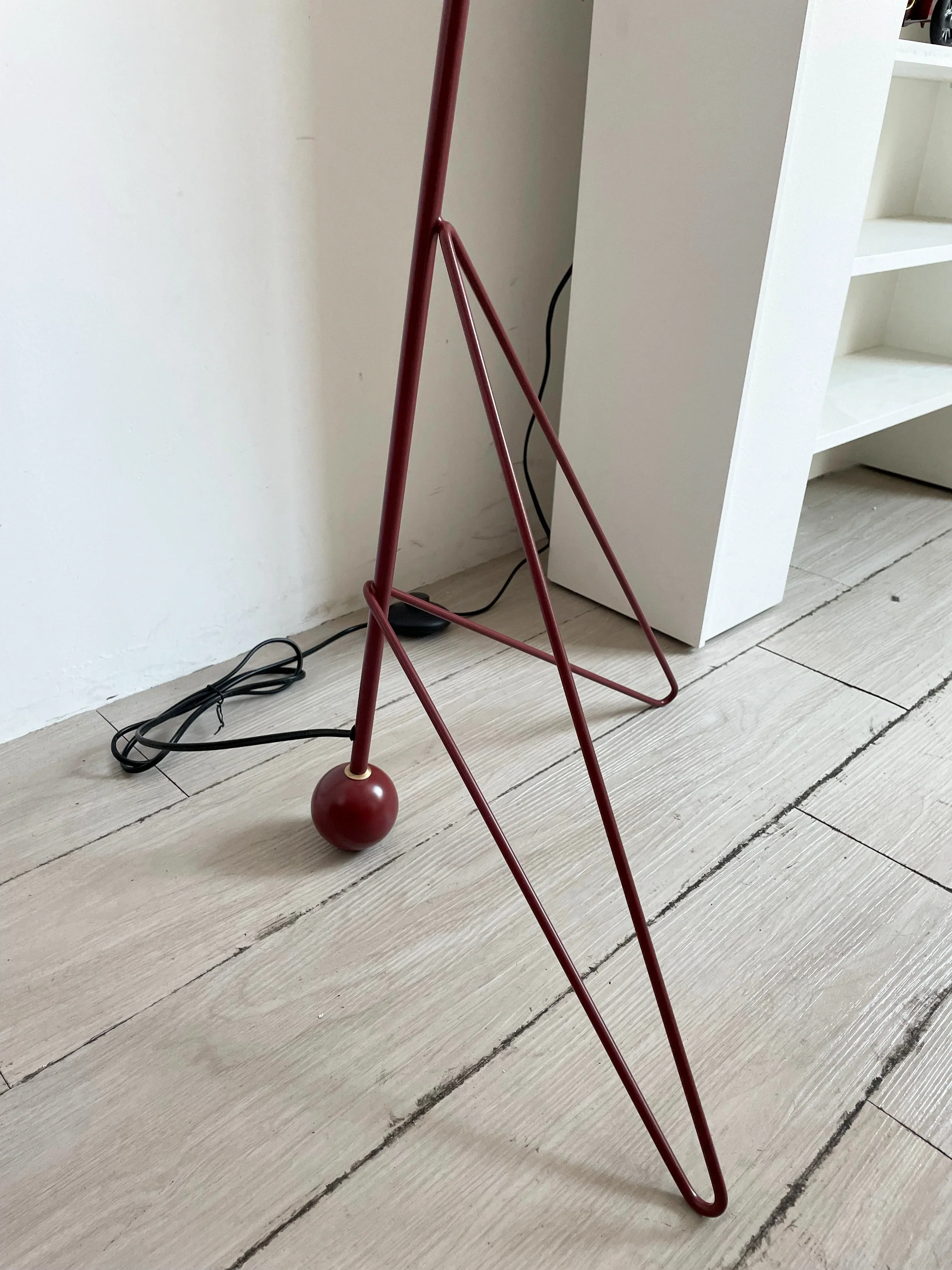 Tripod HM8 Floor Lamp - Image 33