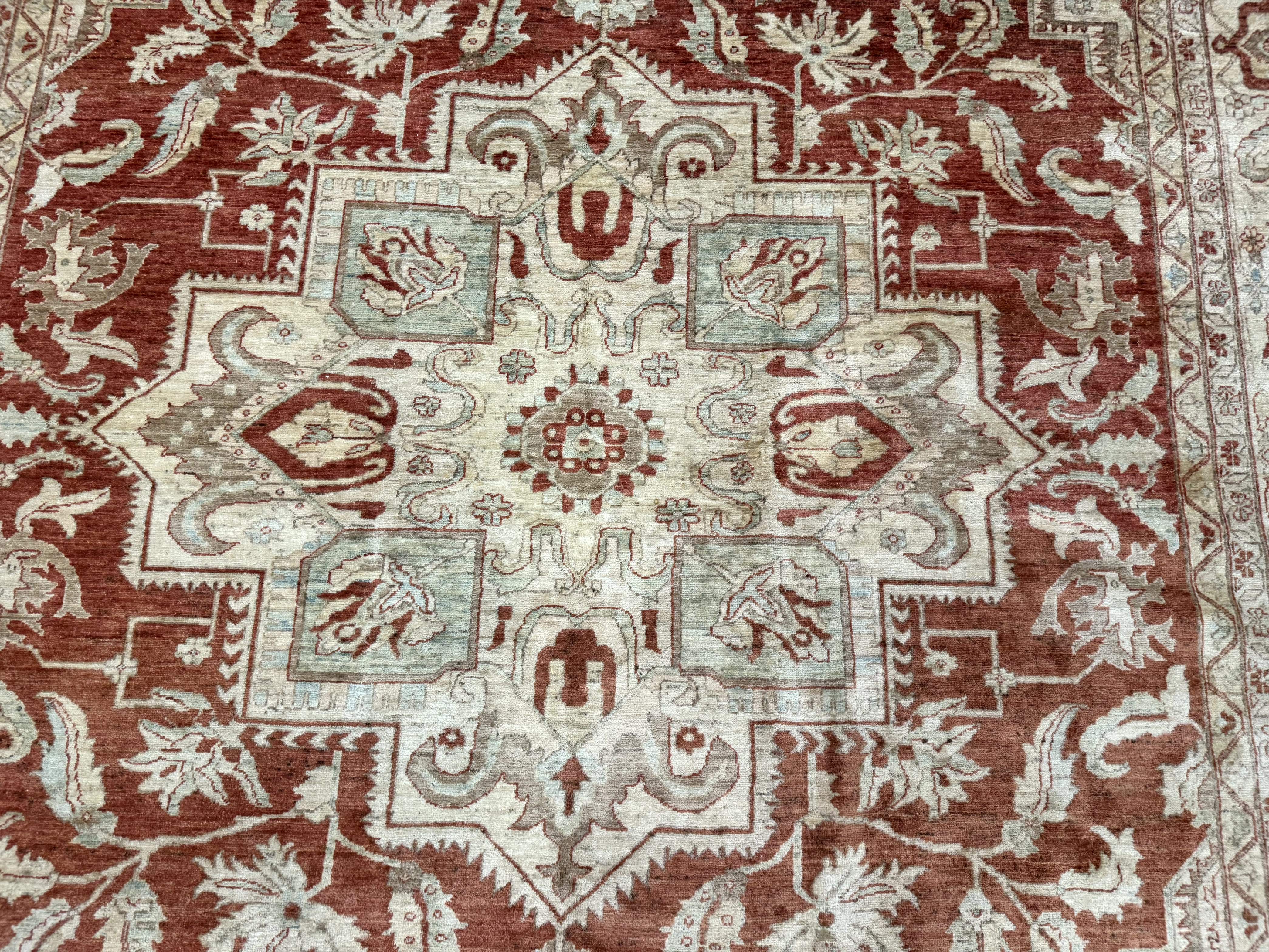Turkish Heriz Serapi Rug 9x13, Geometric Medallion - Image 4